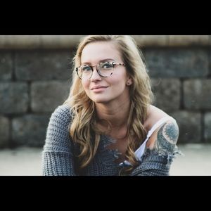 Meet your Posher, Devon